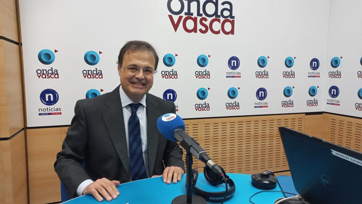 El consejero de Salud, Alberto Martínez