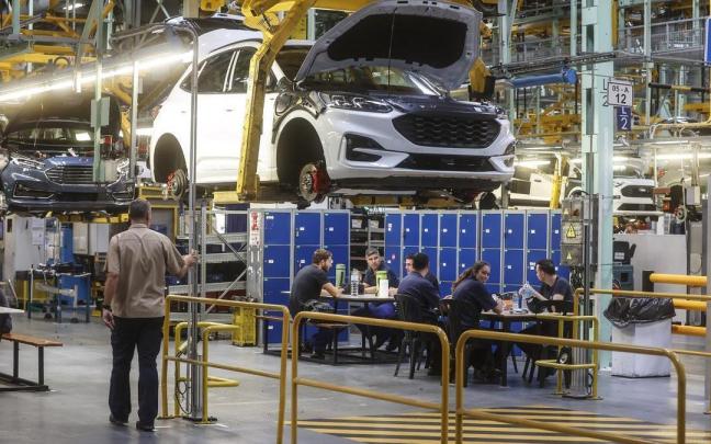 Interior de la fábrica de Ford en Almussafes.