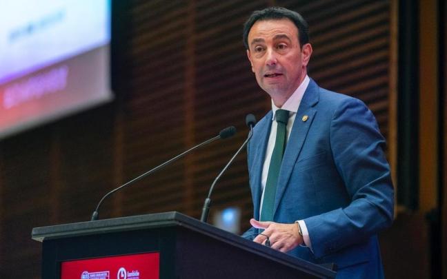 El vicelehendakari y consejero de Economía, Trabajo y Empleo, Mikel Torres.