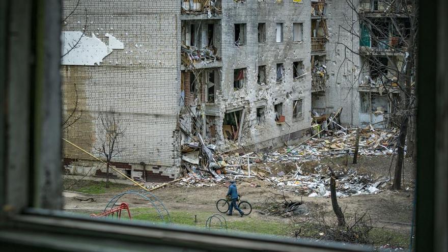 Un barrio de Chernígov después del ataque ruso