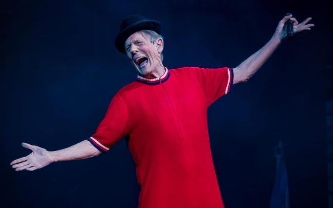 Fue en el año 1965, en San Juan (Puerto Rico), cuando 'Fofito' debutó con su traje rojo de payaso, que lo ha acompañado toda su vida.