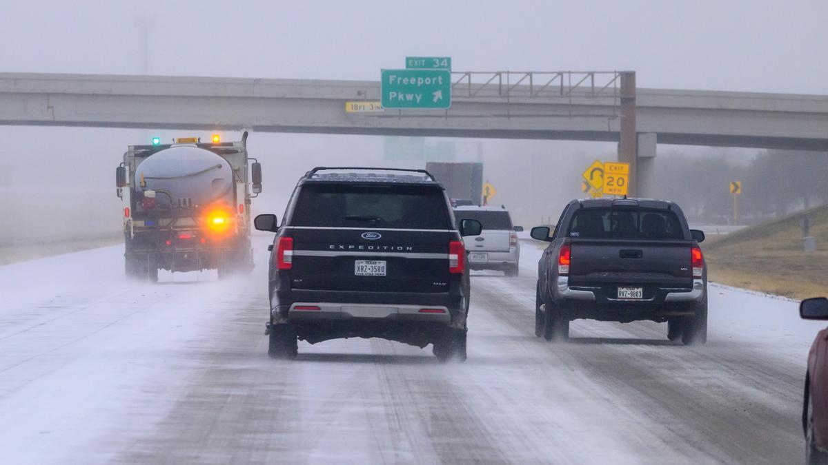 Una gran tormenta invernal azota EEUU