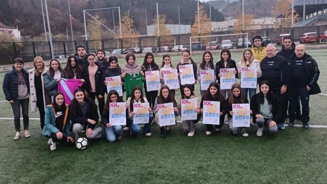 Presentación del XX. Gabonetako Futbol Txapelketa que acogerá el campo de Ibarra los próximos 29 y 30.
