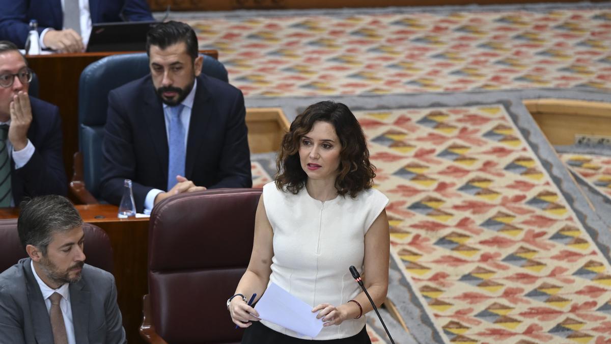 Isabel Díaz Ayuso durante su intervención en el pleno de la Asamblea de Madrid.