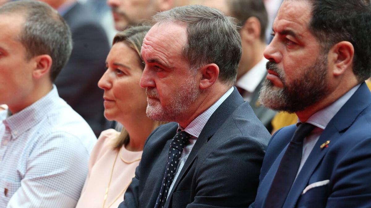 Javier Esparza, el día de la toma de posesión de Chivite, tres días antes de hacer el anuncio.