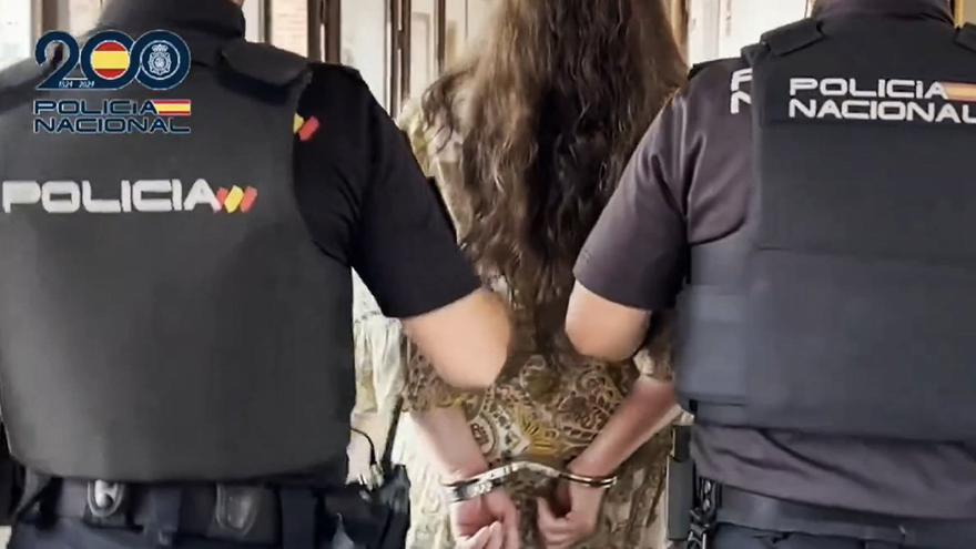 Detenida una mujer tras el asesinato a tiros de un hermano de Begoña Villacís en Madrid