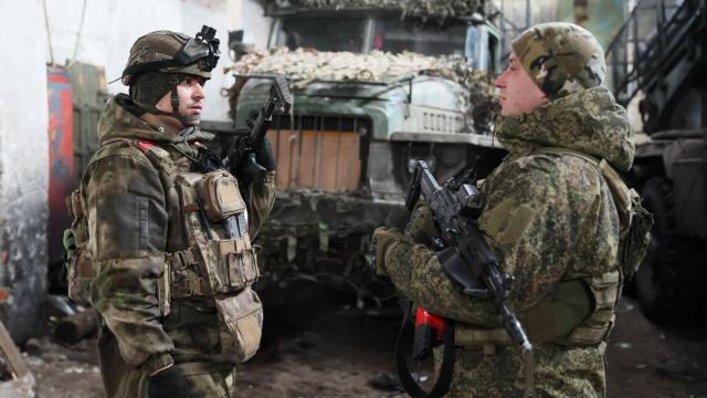 Soldados rusos desplegados en Ucrania.