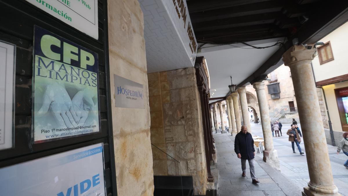 Sede única del pseudosindicato ultra Manos Limpias en Salamanca.