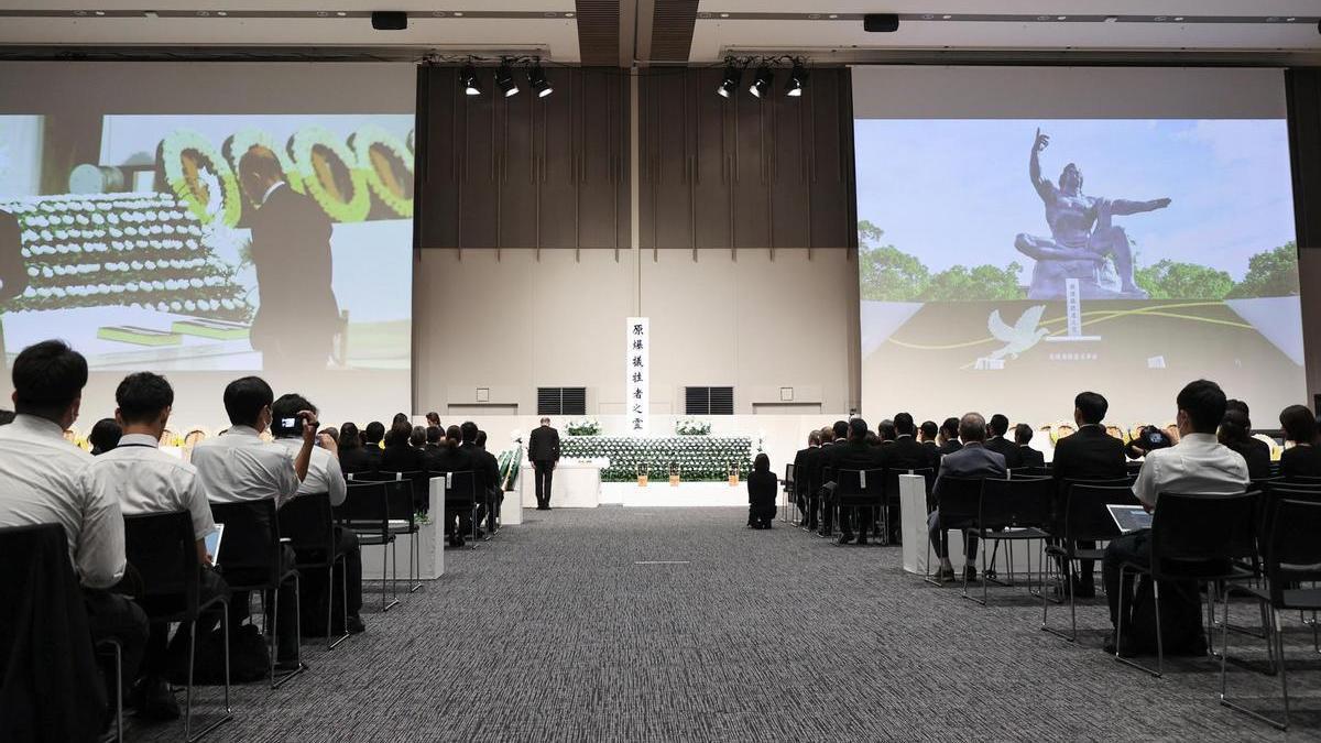 La misa por las víctimas del bombardeo de Nagasaki se ha celebrado por primera vez en el interior.
