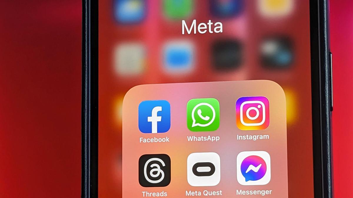 Una serie de aplicaciones en un teléfono móvil