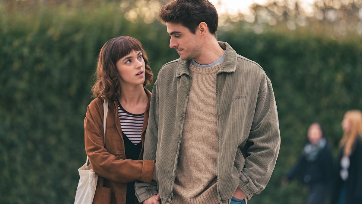 Alicia Falcó y Pablo Álvarez, en una imagen de la serie ‘El mapa de los anhelos’