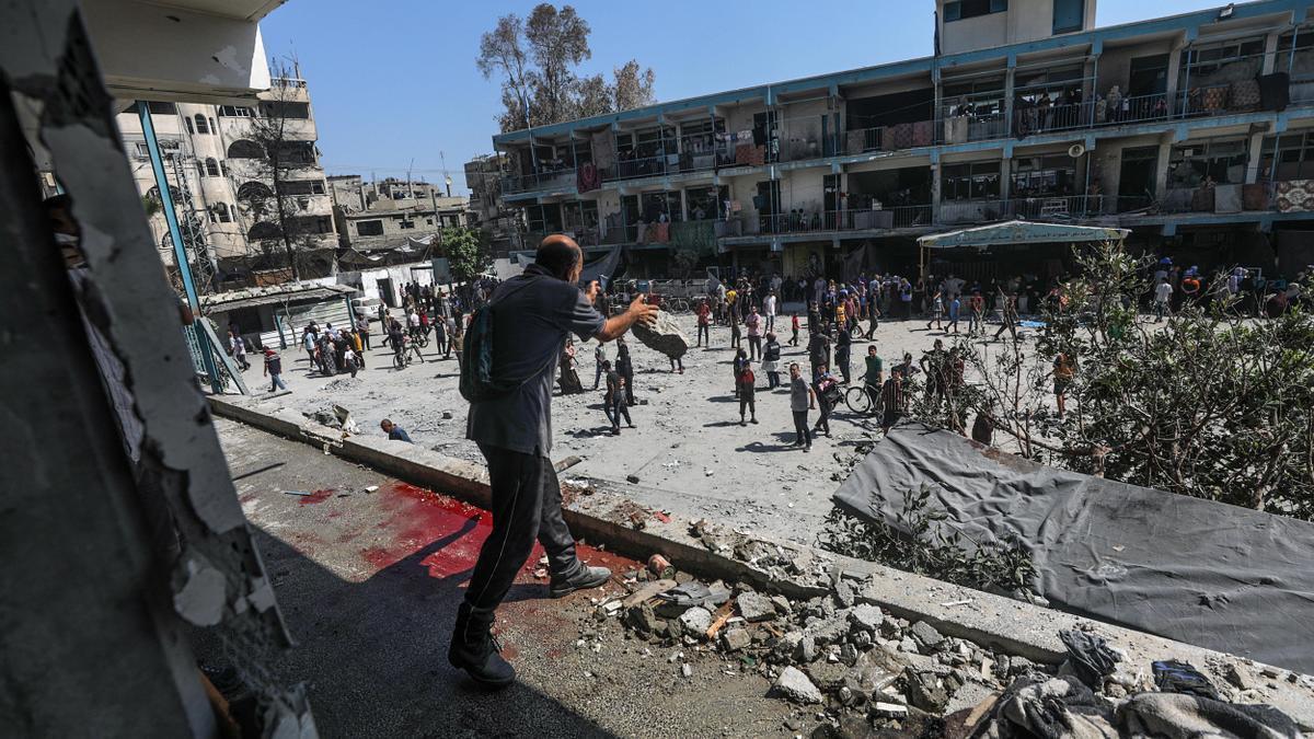 Un bombardeo israelí sobre una escuela de la UNRWA