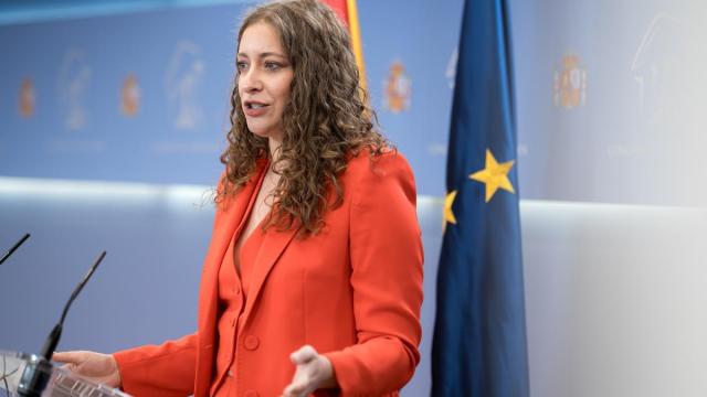 Para la portavoz del PP en el Congreso, Ester Muñoz, no hacen falta pruebas para acusar a Pedro Sánchez de lucrarse con "los prostíbulos" de su suegro / E.P. Para la portavoz del PP en el Congreso, Ester Muñoz, no hacen falta pruebas para acusar a Pedro Sánchez de lucrarse con "los prostíbulos" de su suegro