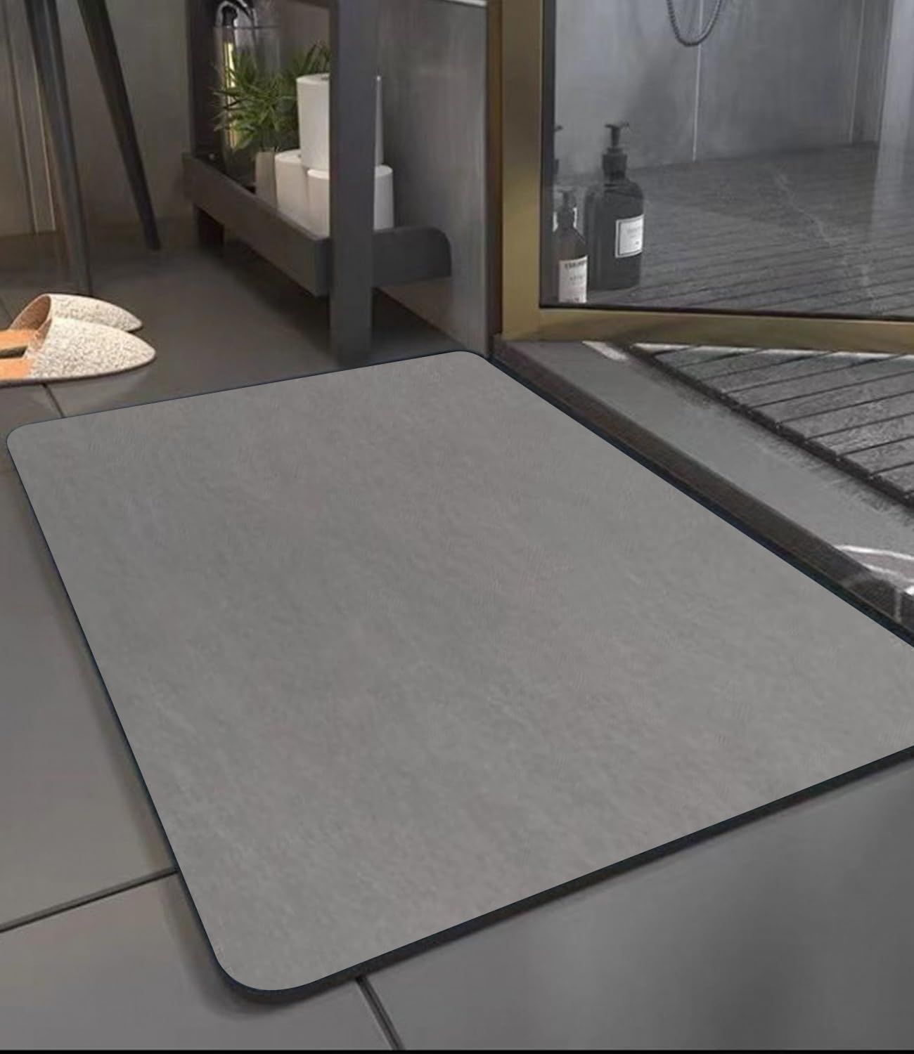 La alfombra de diatomita permite una absorción inmediata.