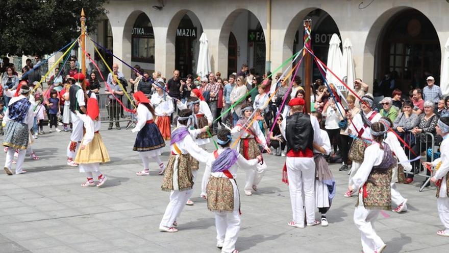 Imagen de una pasada edición del Bailarako Dantzari Eguna.