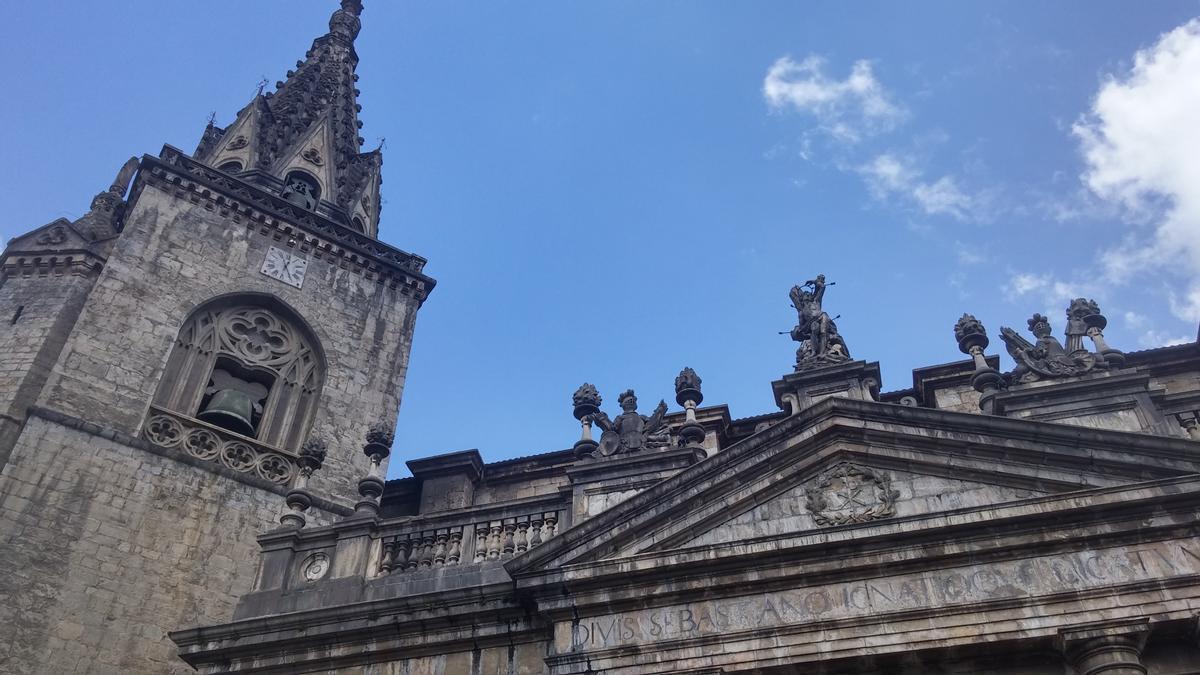 Bask Alive es el único guía local que tiene la llave de la Capilla de la Soledad.