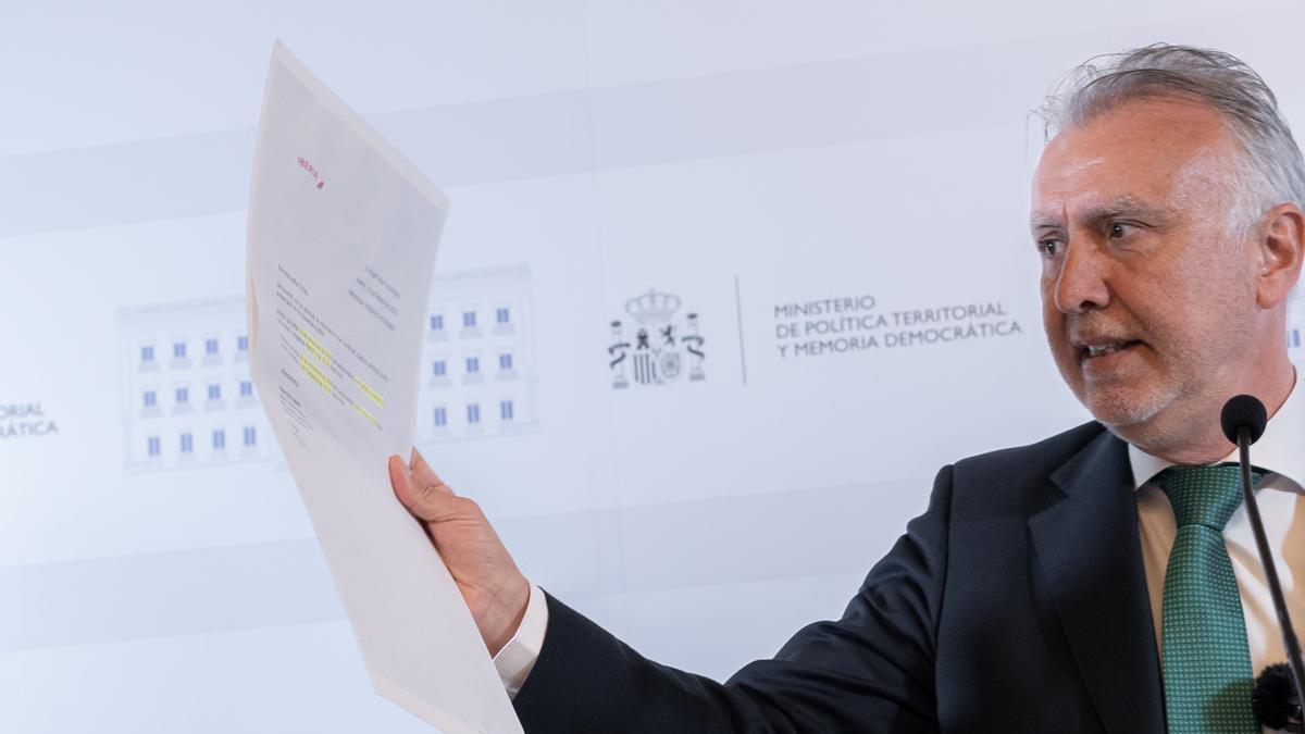 El ministro Torres, obligado a demostrar su inocencia