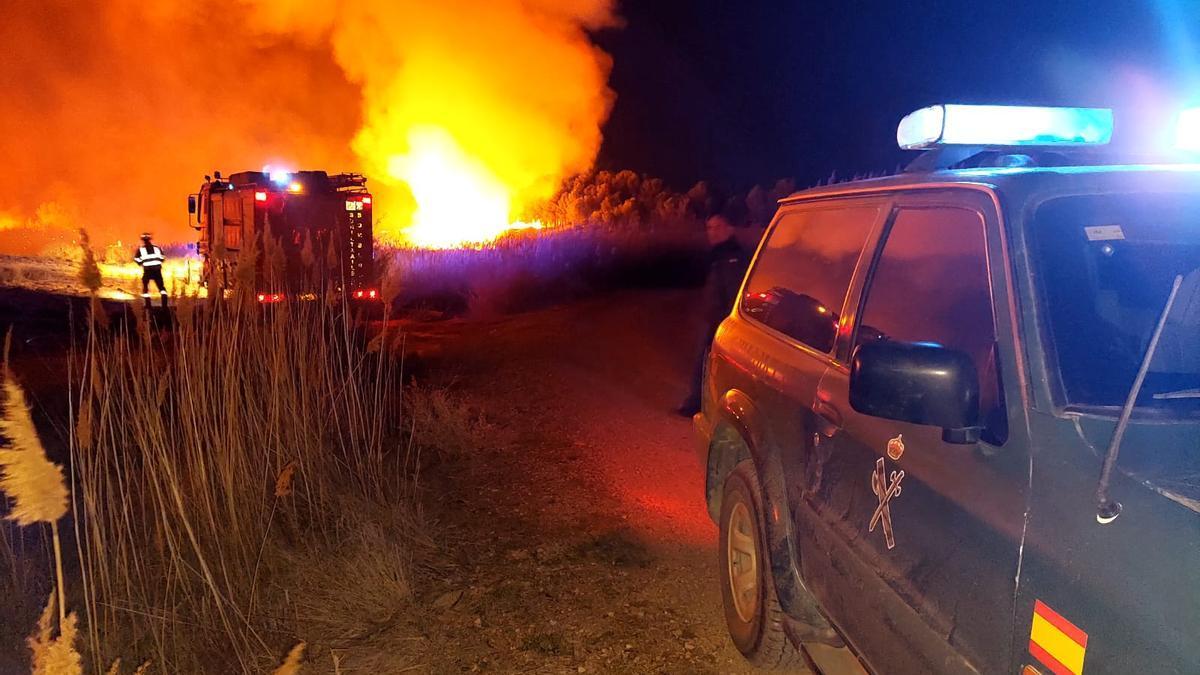 Incendio en la Balsa de Pulguer de Cascante