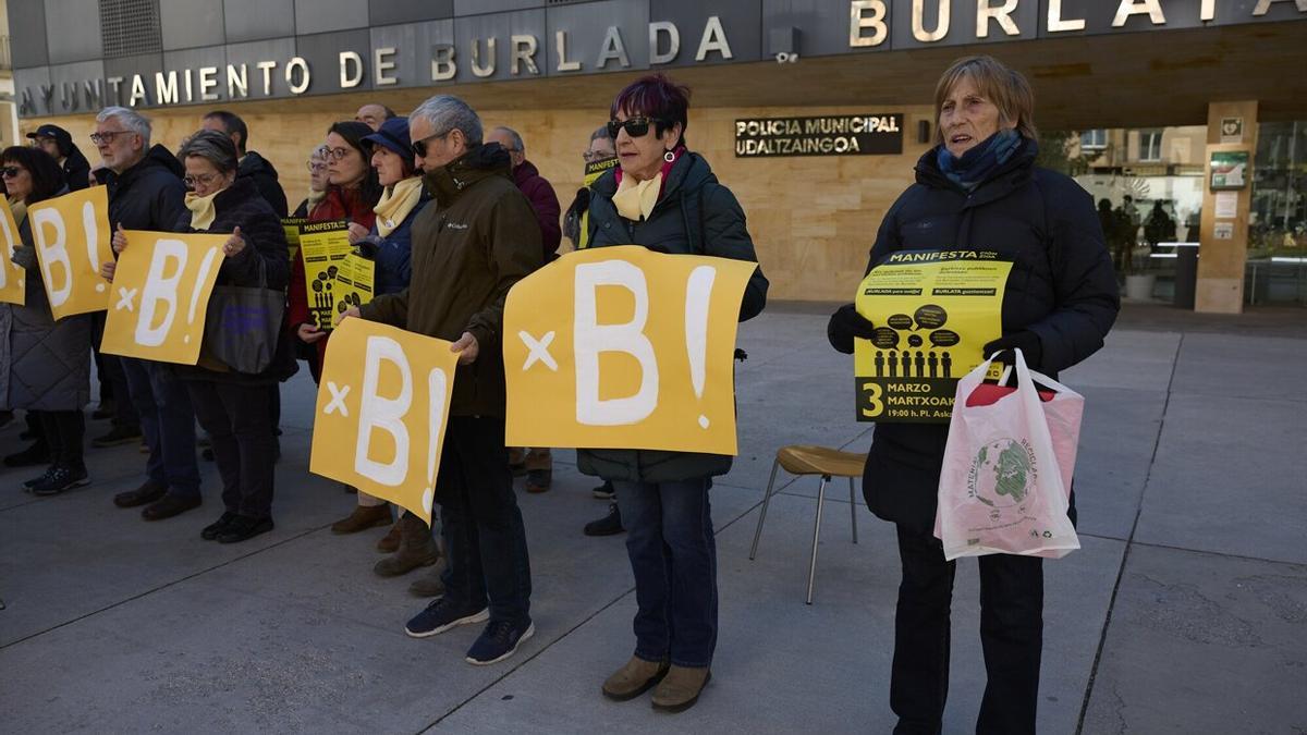 Miembros de la plataforma, en la presentación de la manifestación