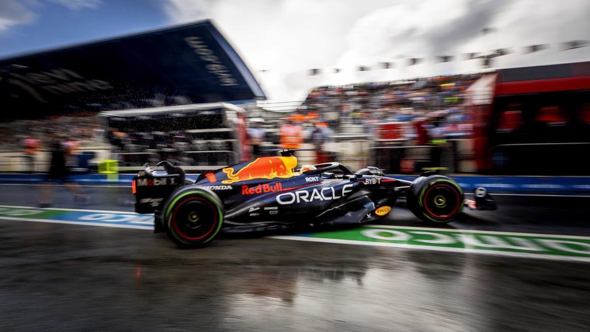 Verstappen en el circuito de Zandvoort.