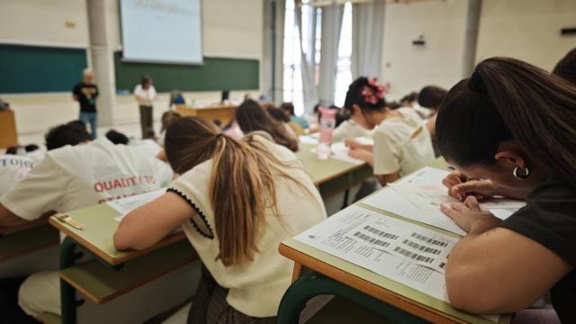 El 17,7% afirma que el principal problema de los adolescentes es la "carencia de educación y valores"