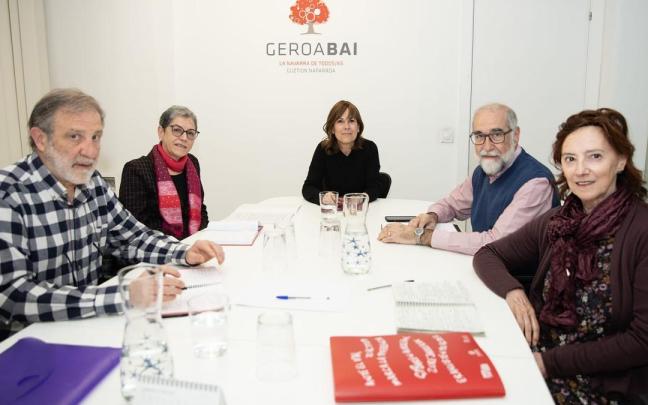 Reunion de los responsables de Geroa Bai y la Asociación para la Defensa de la Salud Pública. Reunion de los responsables de Geroa Bai y la Asociación para la Defensa de la Salud Pública.