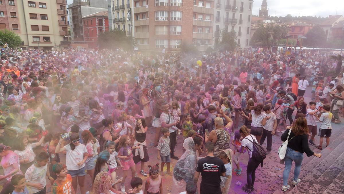 Gazteen holi txupinazoa