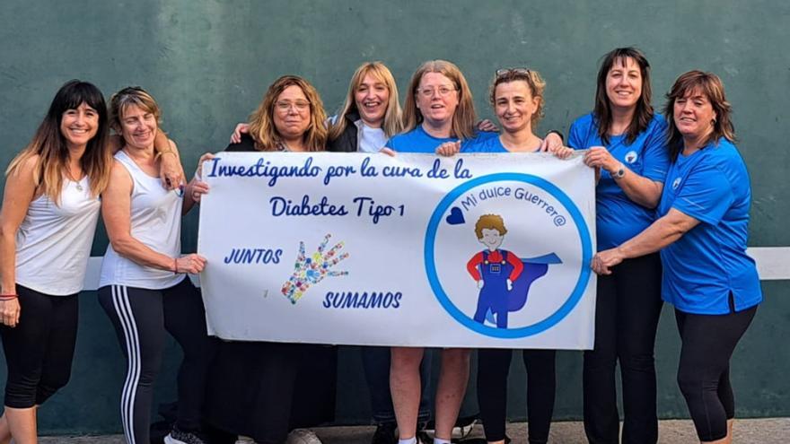 Foto de las mujeres que integran la asociación irundarra Mi Dulce Guerrero.