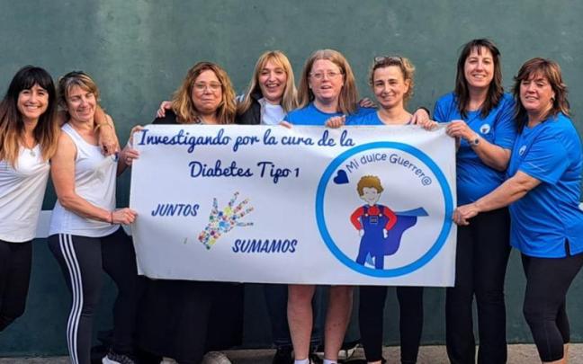 Foto de las mujeres que integran la asociación irundarra Mi Dulce Guerrero.