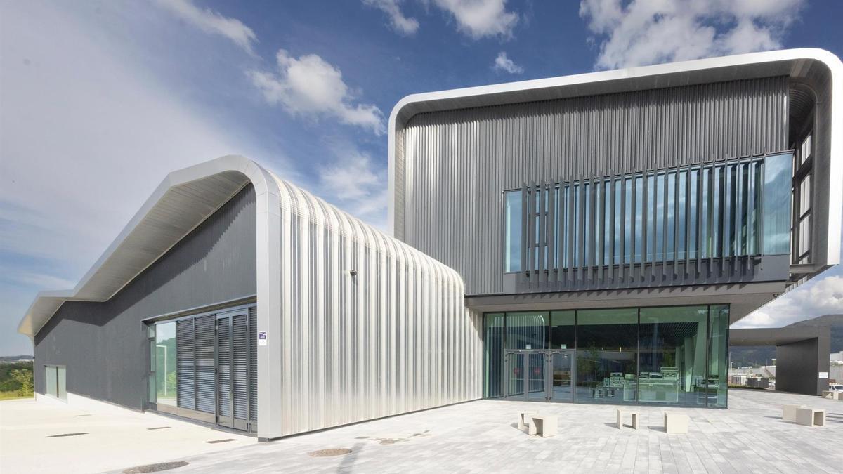 Mubil zentroak herritarrentzako bisita gidatuak eskainiko ditu larunbatean.