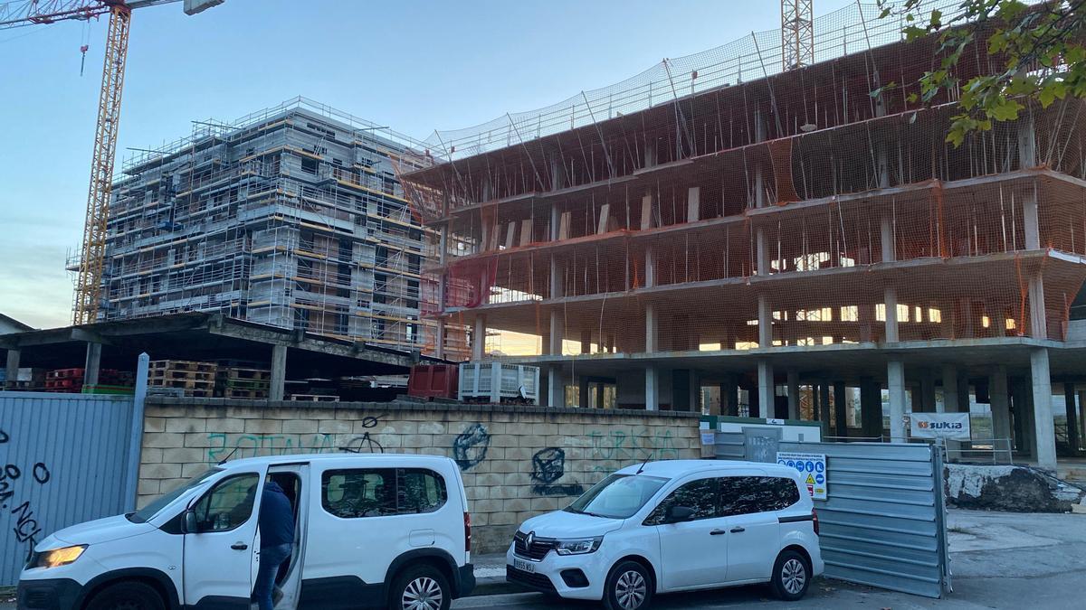 Construcción de viviendas en la zona de Torreaga en Zumaia.
