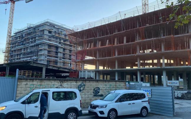 Construcción de viviendas en la zona de Torreaga en Zumaia.