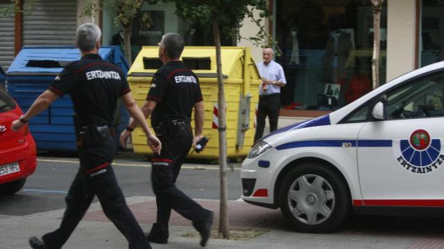 Patrullas de la Ertzaintza. OSKAR M. BERNAL