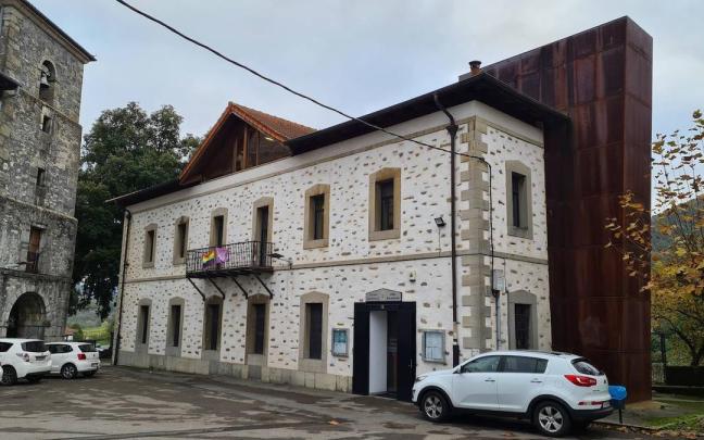 Ayuntamiento de Ayala en la localidad de Respaldiza