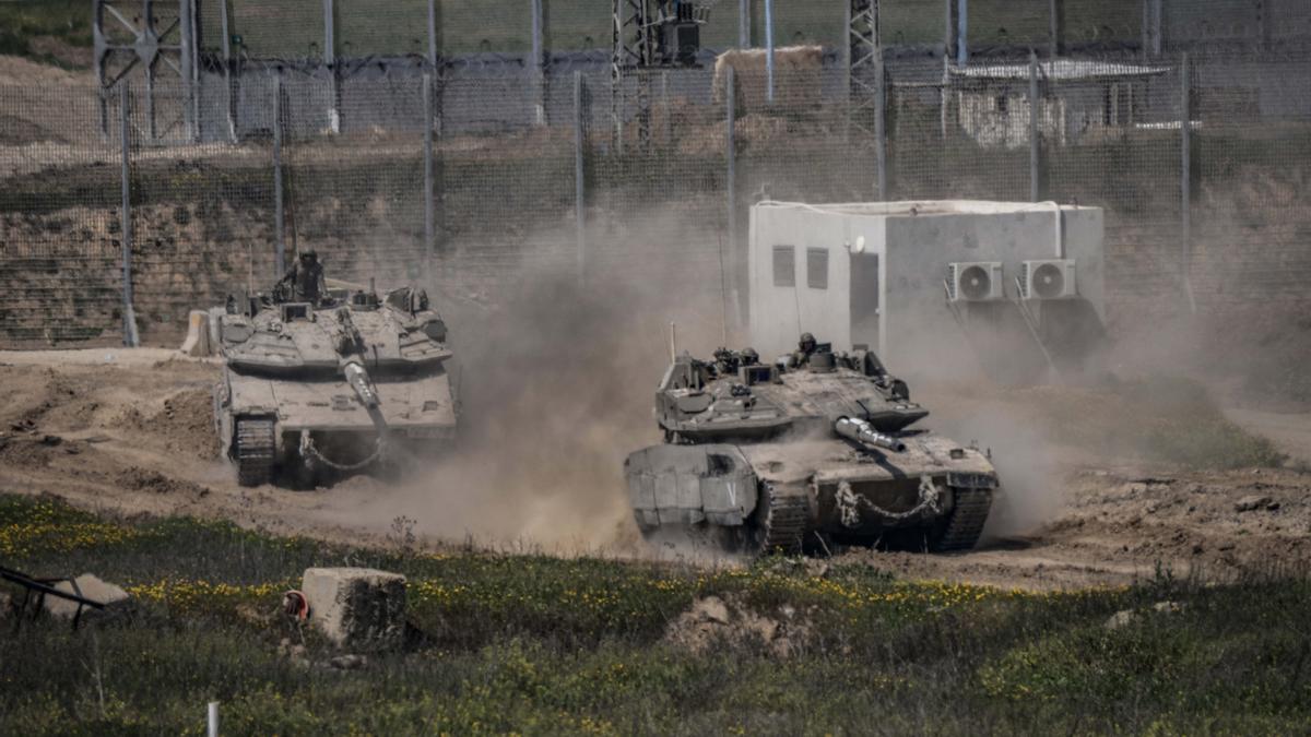 Tanques israelíes en la Franja de Gaza