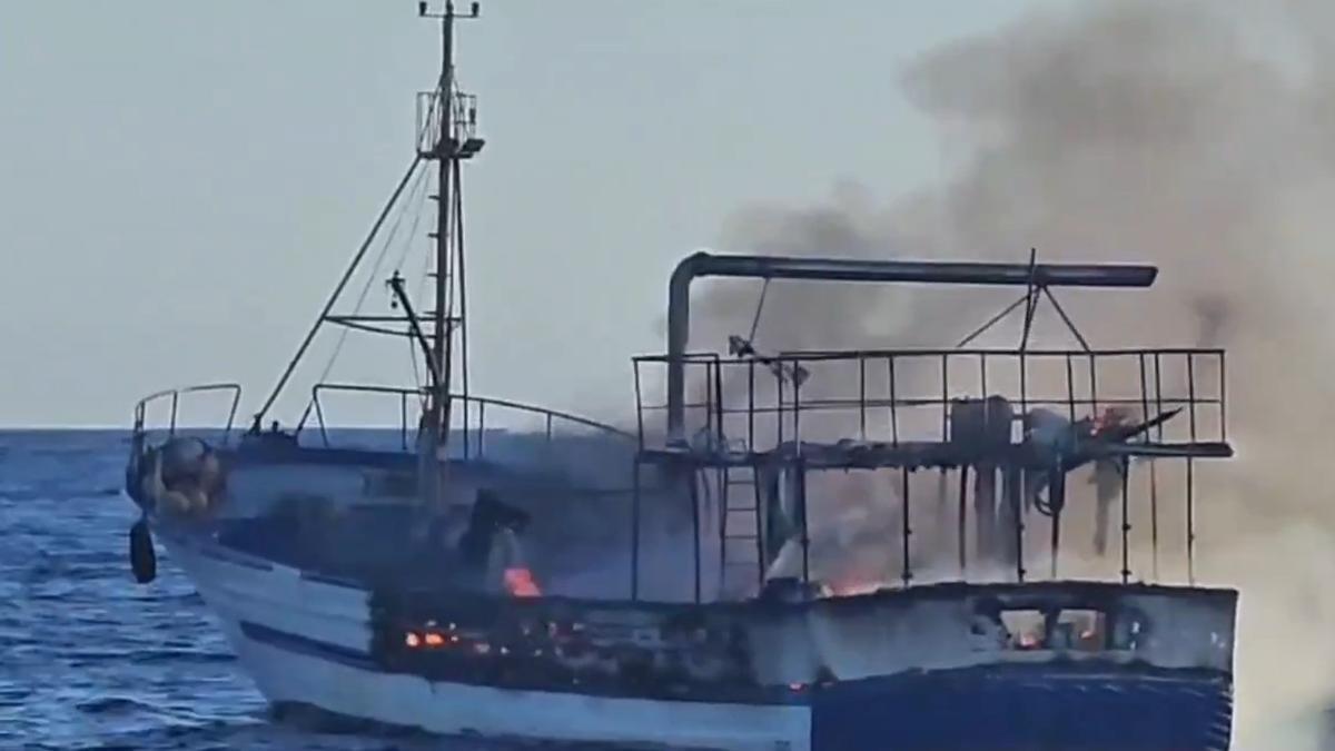 Hundimiento del barco pesquero 'Montes y Sabino' en Gran Canaria