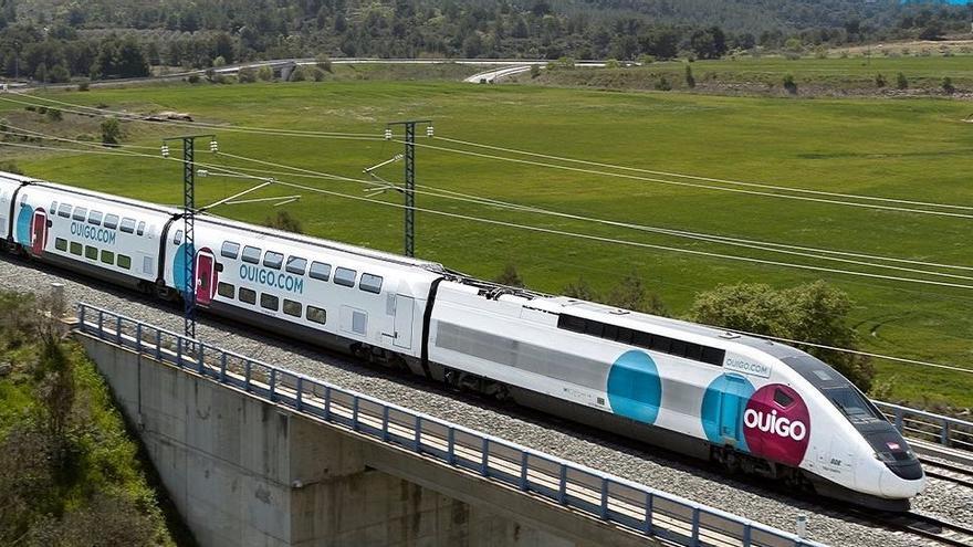 Uno de los trenes de Ouigo.