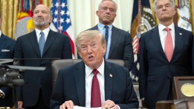 En abril de este mismo año Washington barajaba la posibilidad de cambiar su posición sobre este asunto en aras de castigar al Gobierno británico por no apoyar a la Casa Blanca en la guerra contra Irán.