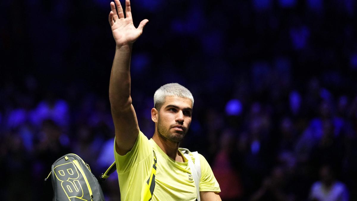Carlos Alcaraz se despide del Masters 1000 de París en su debut