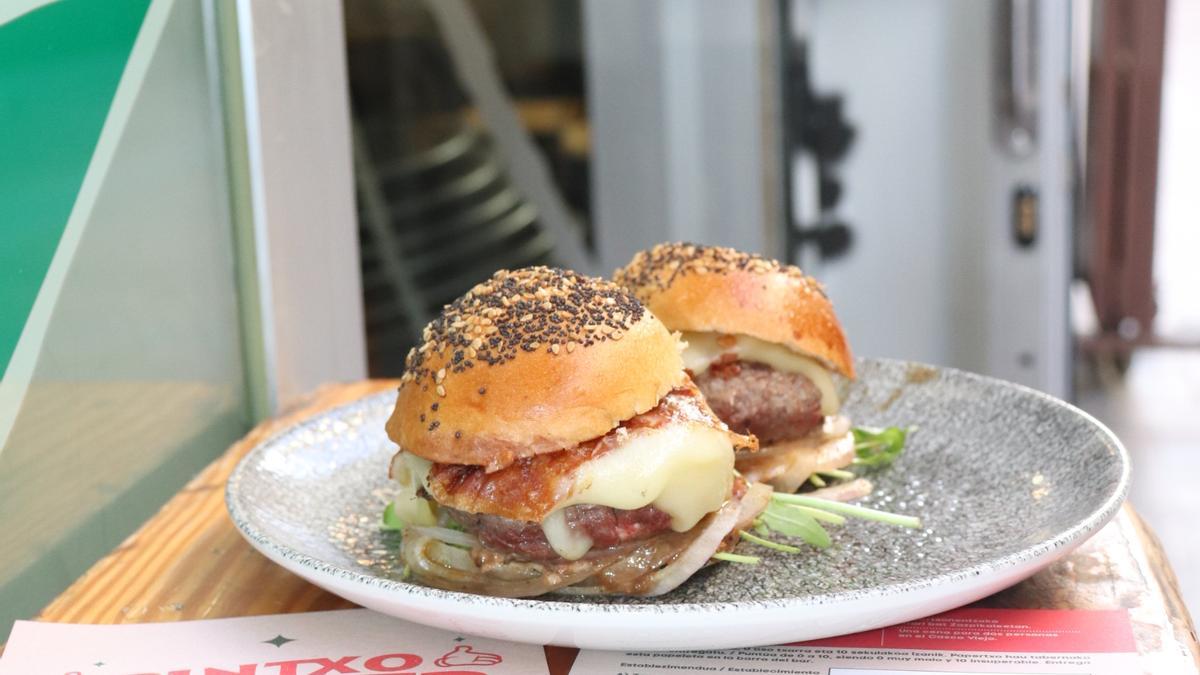Habrá hamburguesas de carne pero también opciones veganas.