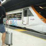 Pasajeros esperando el tren de Renfe Rodalies