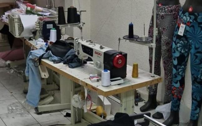 La intervención policial tuvo lugar hace unos días tras avisar un ciudadano de que estaban al parecer robando en un local.