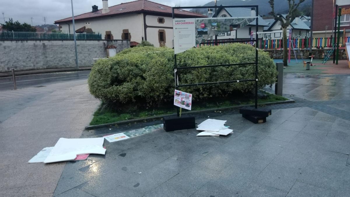 Los paneles informativos sobre la variante de Las Carreras han sido atacados en dos ocasiones