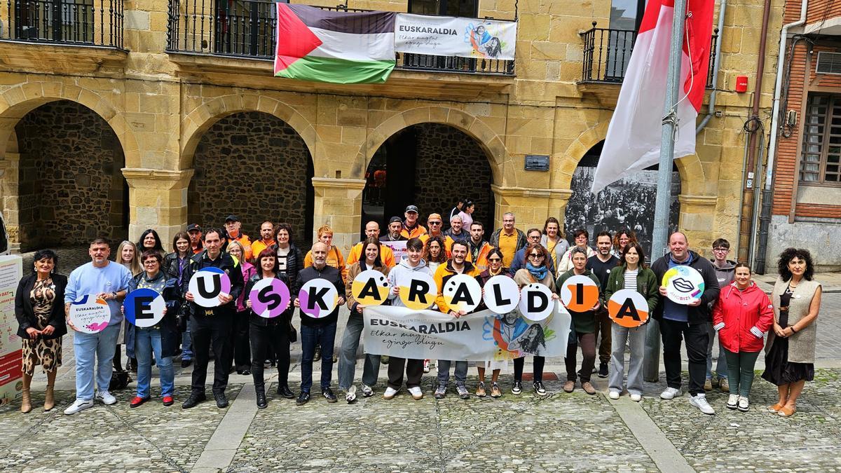 Langileak protagonista diren hiru bideo labur egin dira Bermeon