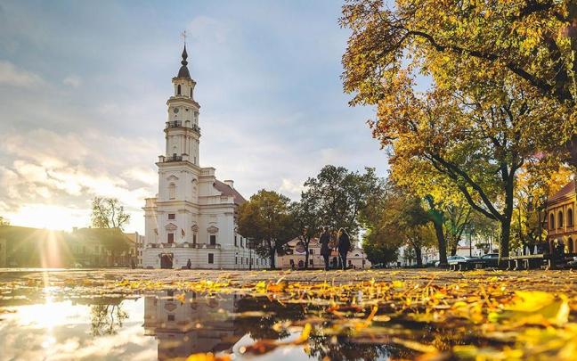 La plaza del Ayuntamiento.