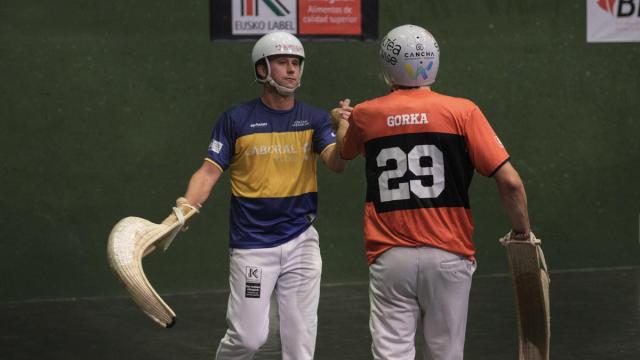 Alex Goitiandia y Gorka Sorozabal, campeones del Bilbao Iron Cup de cesta en el Deportivo ante Urreisti-Basque.