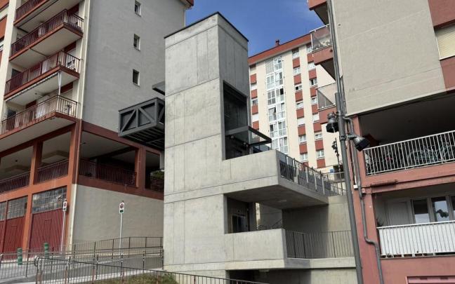 Vista de uno de los ascensores instalados en el barrio de Vista Alegre