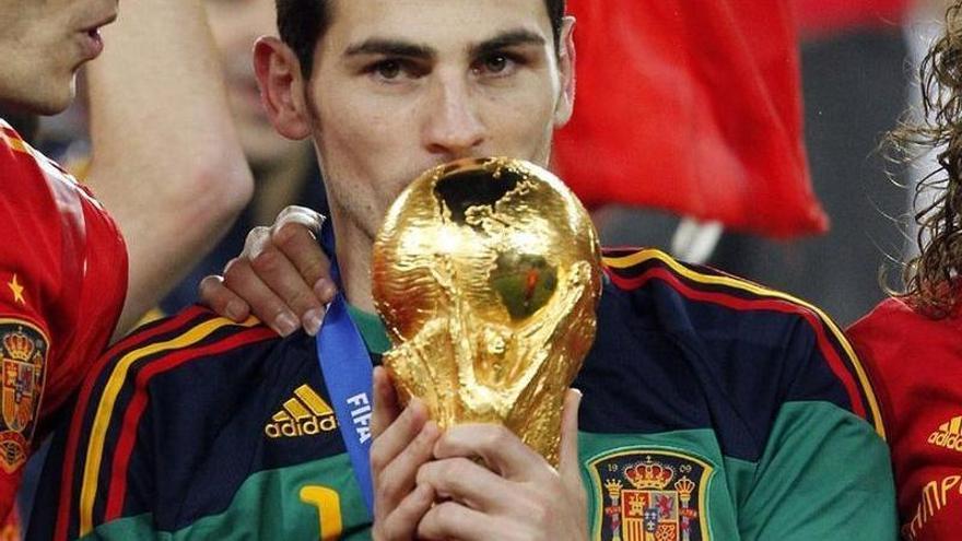 Iker Casillas celebra el triunfo en el Mundial de 2010.