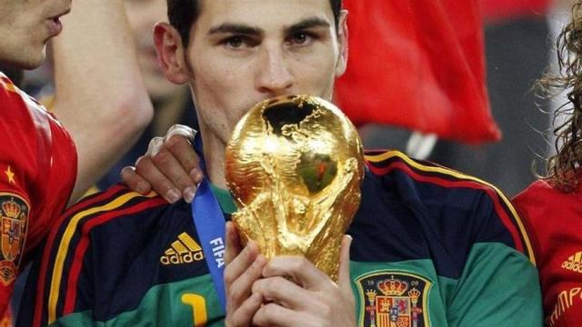 Iker Casillas celebra el triunfo en el Mundial de 2010.