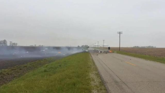 Imagen de la avioneta siniestrada tras el accidente / X Imagen de la avioneta siniestrada tras el accidente